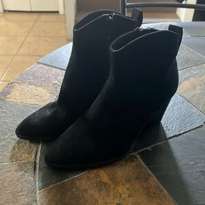 Divided black women shoes size 38